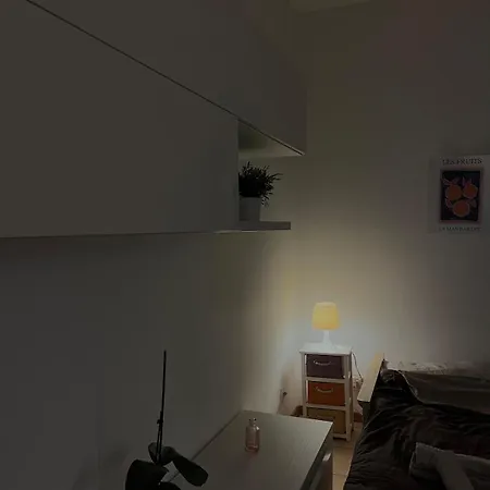 Cozy In Bovisa, Close To Tram Bus And Train Appartement Milan